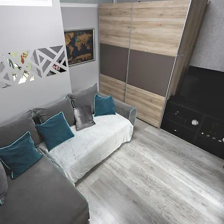 Modern Flat With Balcony&parking Apartamento