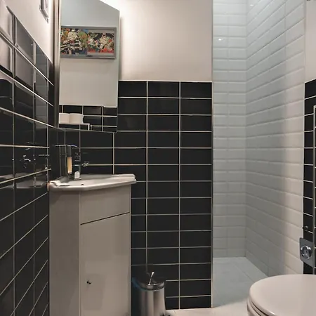 Modern Flat With Balcony&parking * Budapest