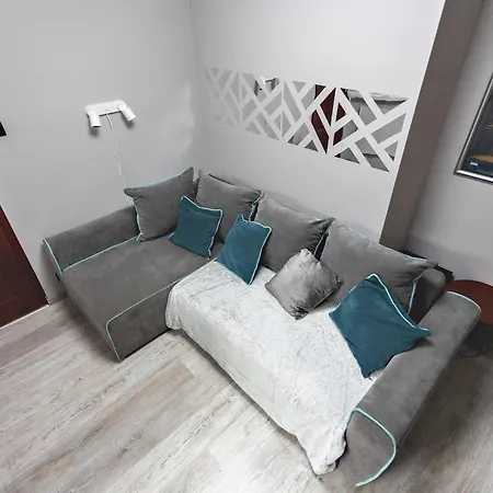 Apartment Modern Flat With Balcony&parking *